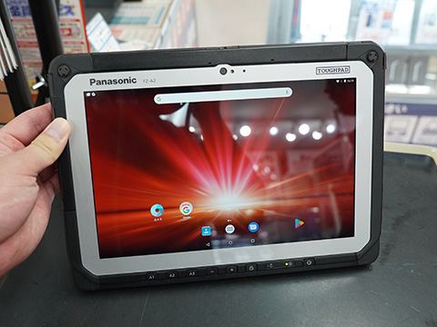高耐久10.1インチAndroidタブレット「TOUGHPAD FZ-A2」が3,980円！中古