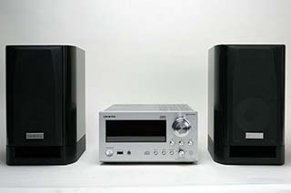 レビュー】さらなる高音質へ。オンキヨー「CR-N765」で始める“オトナ