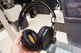 ゼンハイザー、MOMENTUMにBluetoothモデル。デジタルワイヤレスや