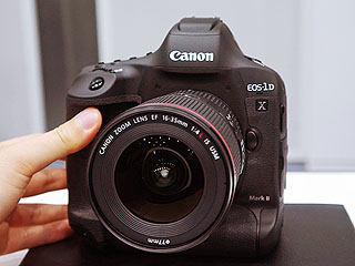 eos01_s.jpg