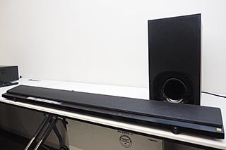 ソニー、リアスピーカーを無線接続できる「ワイヤレスサラウンド」に