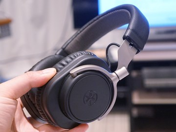 ヤマハ、無線/有線で“音が同じ”にこだわったBluetoothヘッドフォン