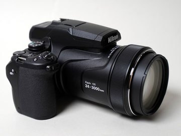 小寺信良の週刊 Electric Zooma!】月のクレーターを狙え! 超望遠3,000