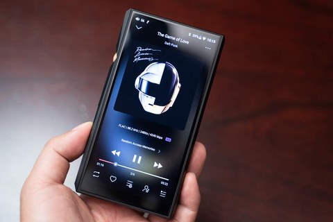 レビュー】コスパの高さがヤバイ、5万円台で圧巻の音質&高機能。FiiO次