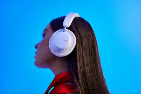 ANC搭載で約2万円のワイヤレスヘッドフォン。個性的な4色 - AV Watch