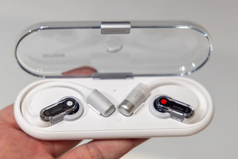 Nothing、初の“ながら聴き”完全ワイヤレス。24800円 - AV Watch