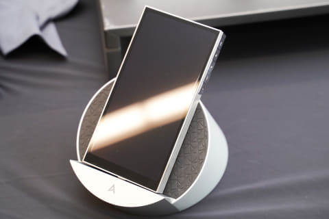 Astell&Kern、据え置き用クレードルがセットのDAP「PD10」、AZLA新