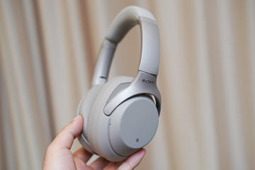 ソニー、ヘッドフォン「WH-1000XM3」のタッチ操作をON/OFF切替可能に