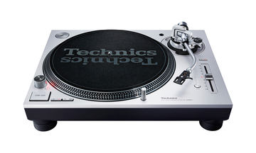 Technics、新開発ΔΣドライブ搭載レコードプレーヤー「SL-1200GR2