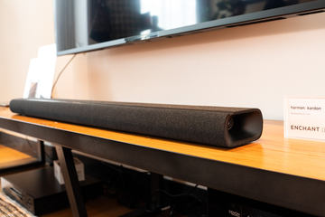 Harman Kardon、ビーム反射も使ったワンバーの上級サウンドバー