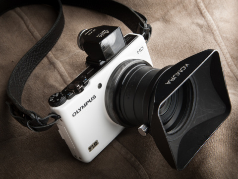 デジカメドレスアップ主義：ハイエンドコンパクト七変化 - デジカメ