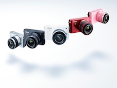 ニコン、位相差AF搭載のミラーレスカメラ「Nikon 1 J1」 - デジカメ