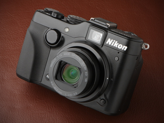 新製品レビュー：ニコンCOOLPIX P7100 - デジカメ Watch Watch