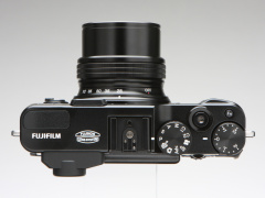 新製品レビュー：FUJIFILM X20 - デジカメ Watch Watch