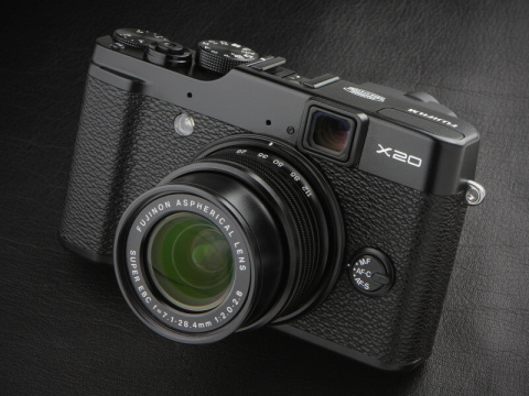 新製品レビュー：FUJIFILM X20 - デジカメ Watch Watch