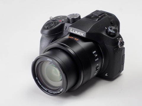 新製品レビュー：パナソニックLUMIX FZ1000（機能・外観編