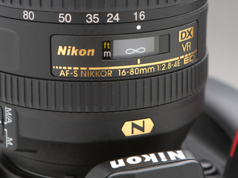 交換レンズレビュー：AF-S DX NIKKOR 16-80mm f/2.8-4E ED VR