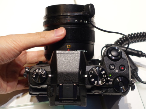 パナソニック、1型ポケットカメラ「LUMIX LX9」などを実機展示