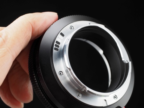 ライカレンズの美学：MACRO-ELMAR-M F4/90mm M型ライカの可能性を広げ