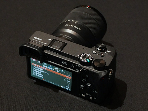 ソニー、「α6600」「E 70-350mm F4.5-6.3 G OSS」など実機を披露