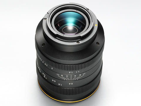 KAMLAN、APS-C対応の大口径MFレンズ「KL 32mm F1.1」 - デジカメ Watch