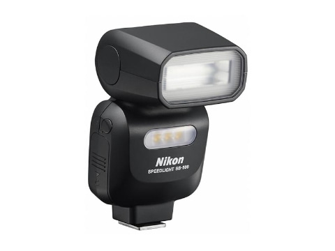 ニコン、「スピードライトSB-500」を生産終了へ - デジカメ Watch