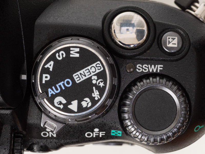 赤城耕一の「アカギカメラ」 第107回：手放す前にもう一度——国内未発売