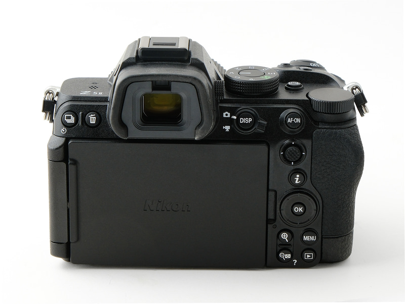 新製品レビュー：ニコン Z5II - デジカメ Watch