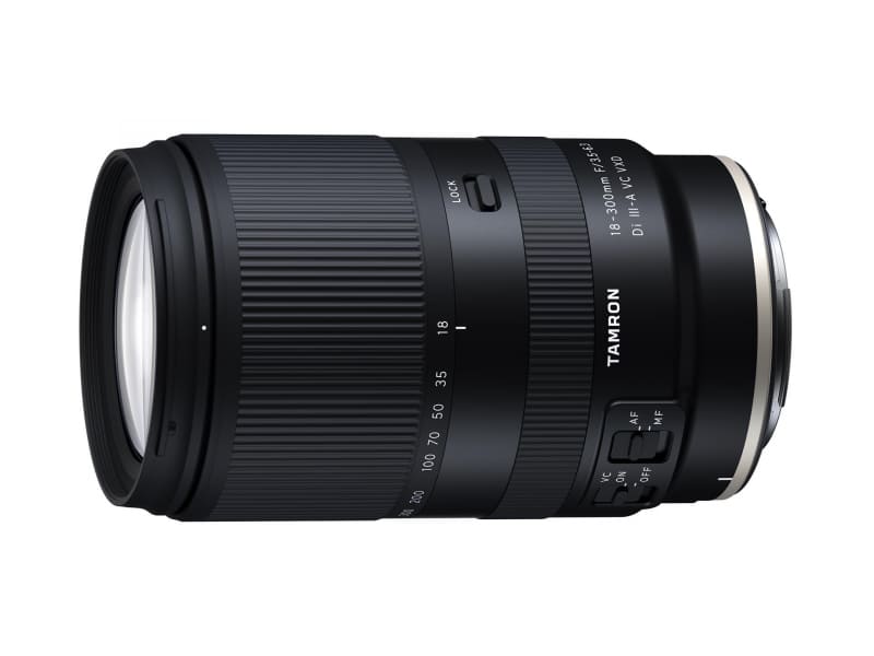 タムロン高倍率ズームレンズ「18-300mm F/3.5-6.3 Di III-A VC VXD」に