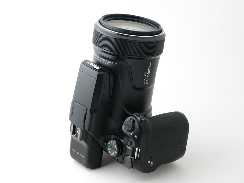 新製品レビュー：“高機能”レンズ一体型カメラ特集：ニコン COOLPIX