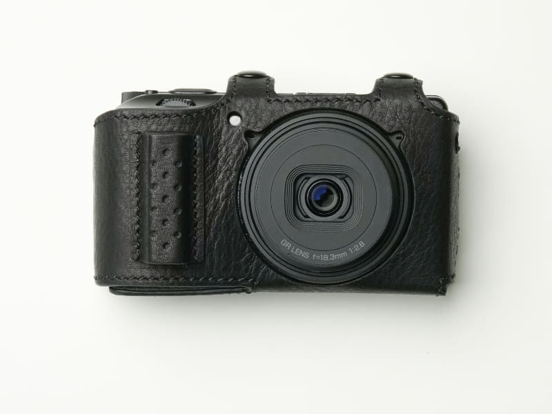 RICOH GR III/IIIx/IV用の本革・デニム製ボディケース - デジカメ Watch