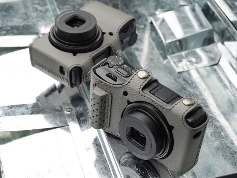 RICOH GR III/IIIx/IV用の本革・デニム製ボディケース - デジカメ Watch