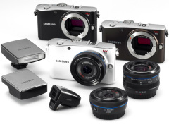 サムスン「NX100」製品画像集 - デジカメ Watch Watch