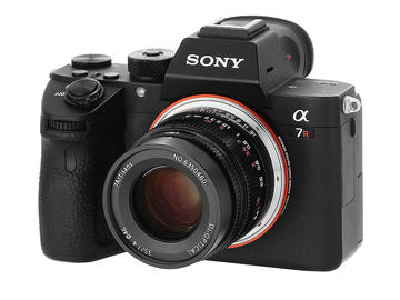 フルサイズ対応の魚眼レンズ「TTArtisan 11mm f/2.8 Fisheye」にミラー