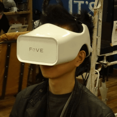 佐藤カフジのVR GAMING TODAY!】話題の視線追跡型VRヘッドセット「FOVE