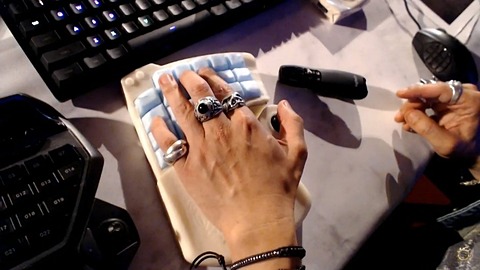 HORI、吉田P完全監修の「FFXIV」推奨左手用キーパッドを現在開発中