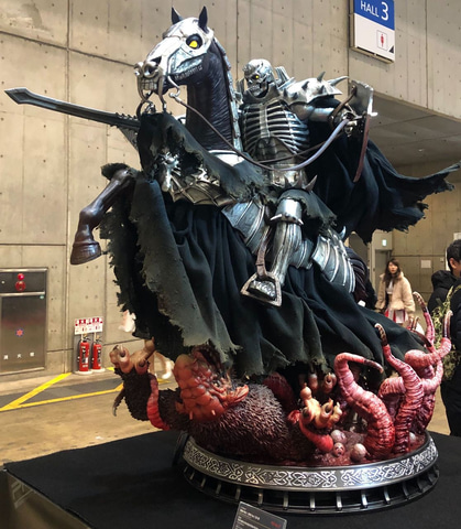 WF2020W速報】高さ約1m！ プライム1スタジオ、「ベルセルク」より骸骨