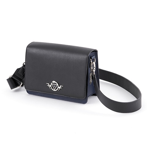 納棺師モデルのバッグは「化粧箱」をイメージ！ SuperGroupiesより「第