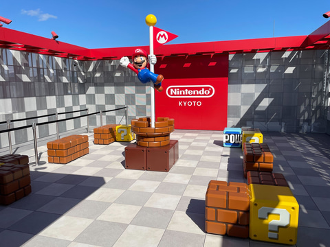Nintendo KYOTO、屋上にマリオと撮れるフォトスポットが！ - GAME Watch