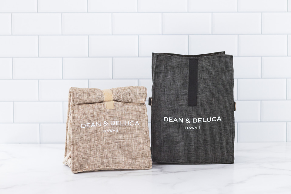DEAN & DELUCA、ハワイ「カカアコ・コウラ店」オープン。ラフィア