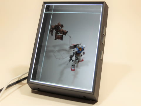 特別企画】手持ちのフィギュアを立体写真で楽しめる！ 「Looking Glass