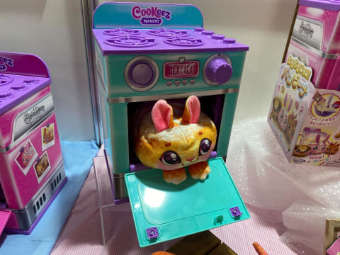 タカラトミー、新商品「ふわもっちWoW！パンビーナ」など様々な商品を