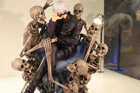 デザインココ×elCOCOブースは「五条悟」推し！等身大＆1/7スケール