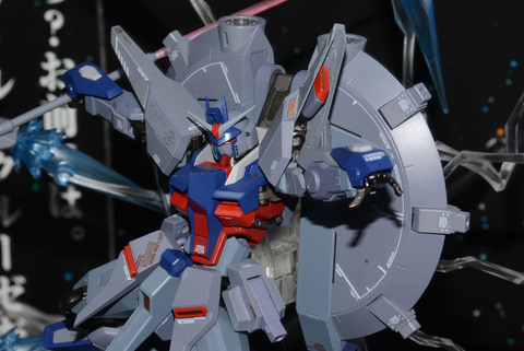 ドラグーンをつけた状態での可動にも期待！ 「METAL ROBOT魂