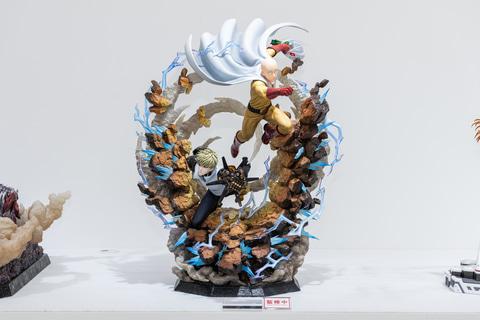 ワンパンマン」よりサイタマとジェノスがタッグを組んだ壮大な