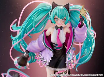 1/7スケールフィギュア「初音ミク feat. Yoneyama Mai」本日出荷開始