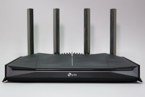 ゲーミングルーターが1万4800円だと!! 「自分専用」にちょうどいいTP