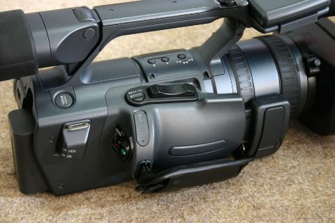 思い出家電】ソニーのデジタルHDビデオカメラレコーダー「HDR-FX1