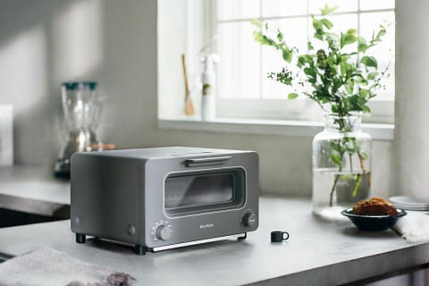 バルミューダのトースターに、クールな限定色グレー - 家電 Watch