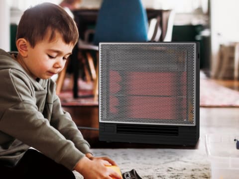 ダイキン、体を芯から温める遠赤外線ハイブリッドセラムヒート - 家電